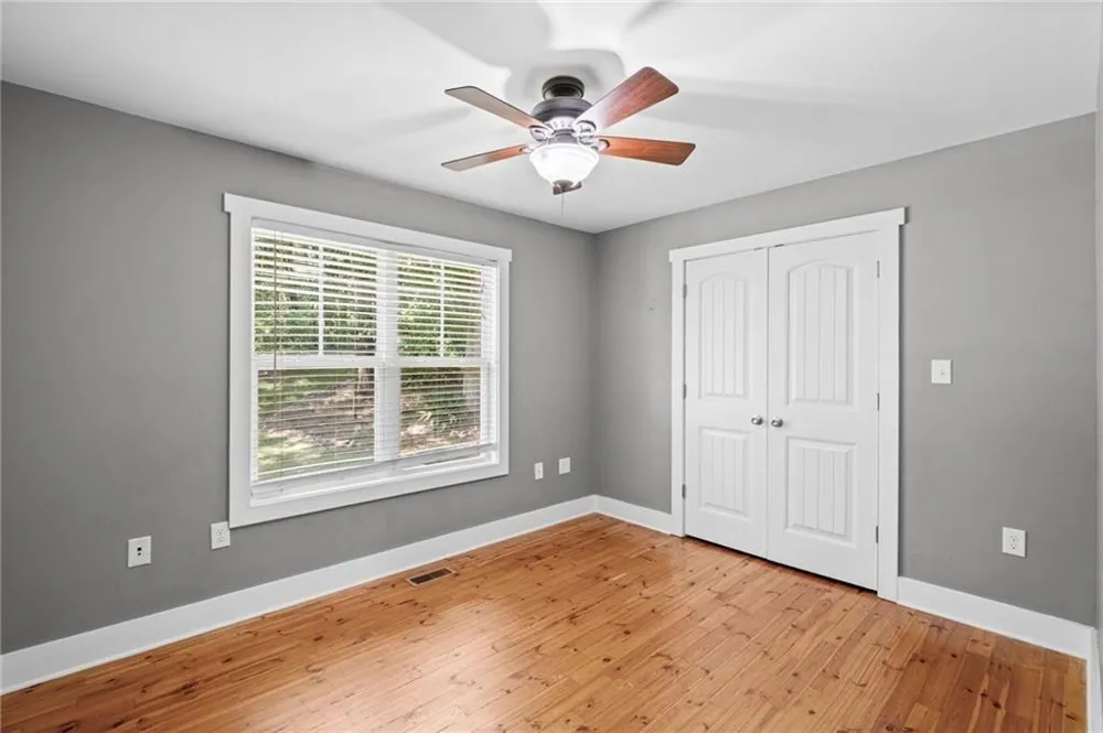 216 Byers Street Waleska, GA 30183