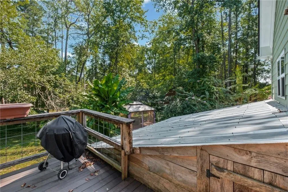 216 Byers Street Waleska, GA 30183