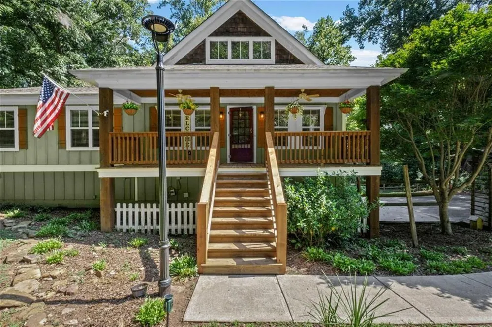 216 Byers Street Waleska, GA 30183