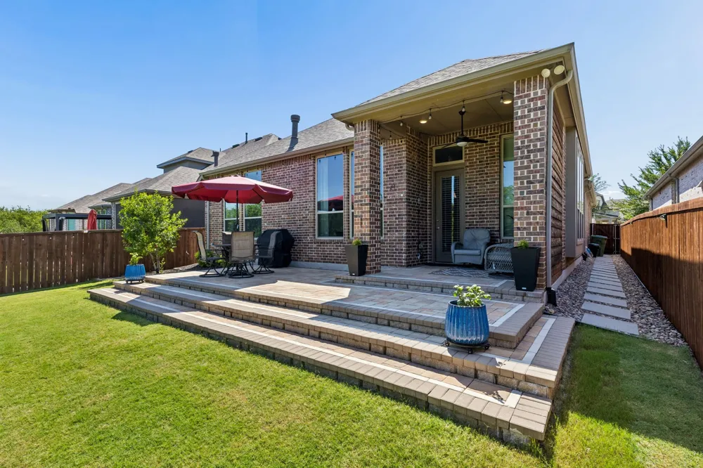 1425 Appaloosa Drive Aubrey, TX 76227