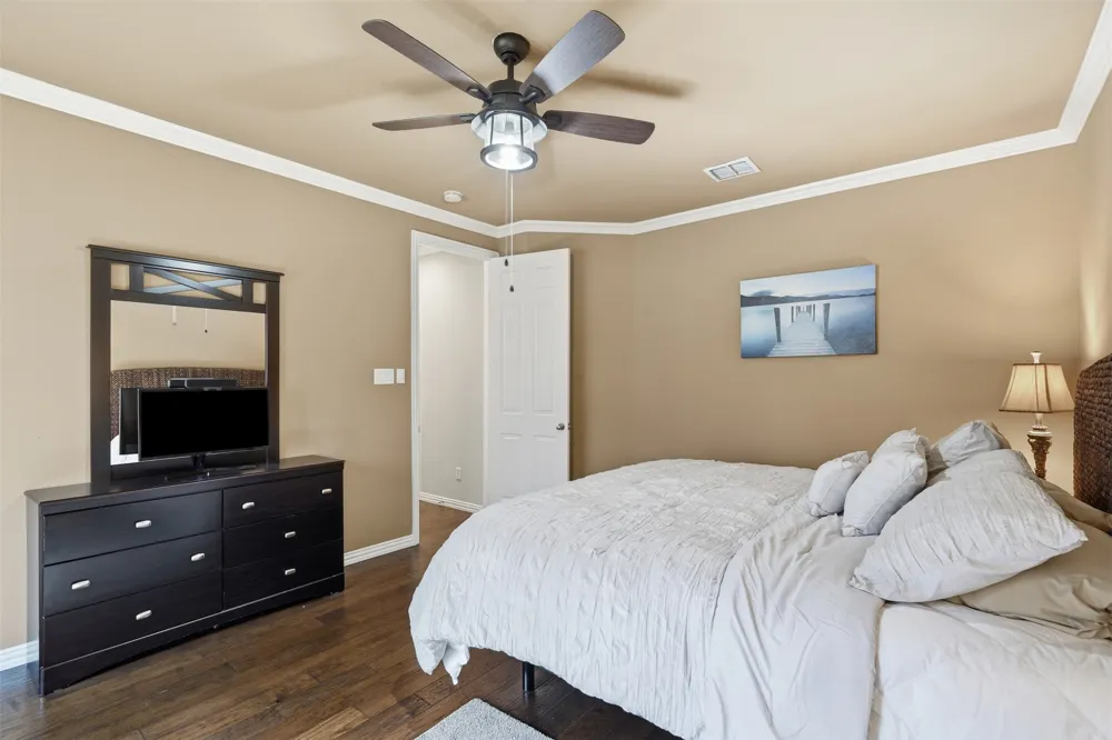 1724 Brookview Drive Carrollton, TX 75007