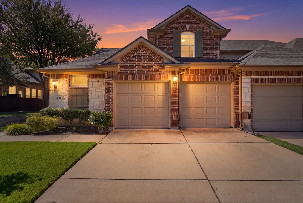 1724 Brookview Drive Carrollton, TX 75007