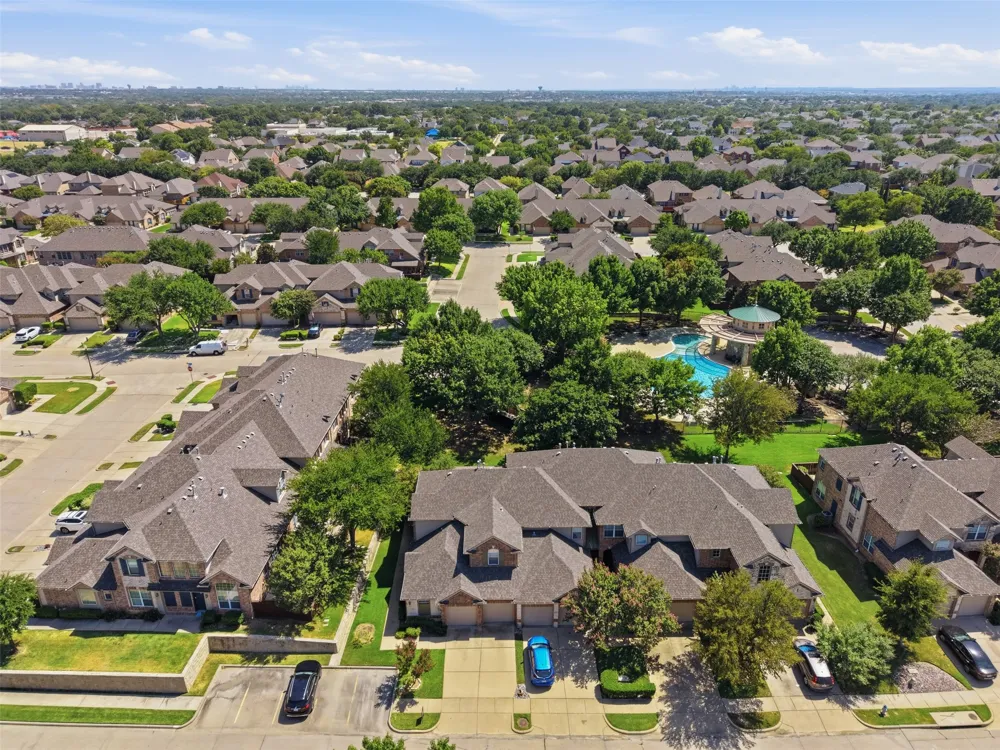 1724 Brookview Drive Carrollton, TX 75007