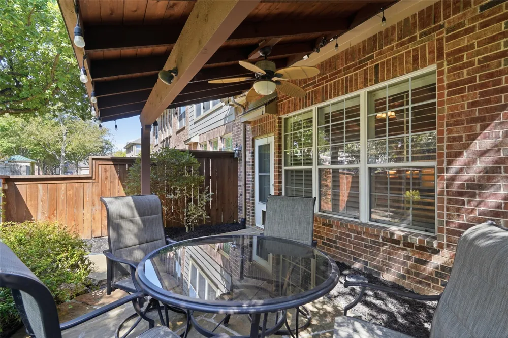 1724 Brookview Drive Carrollton, TX 75007