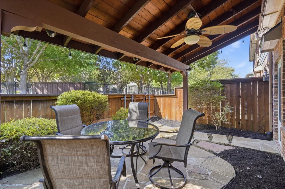 1724 Brookview Drive Carrollton, TX 75007