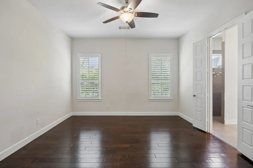 4016 Red Lynx Lane Arlington, TX 76005