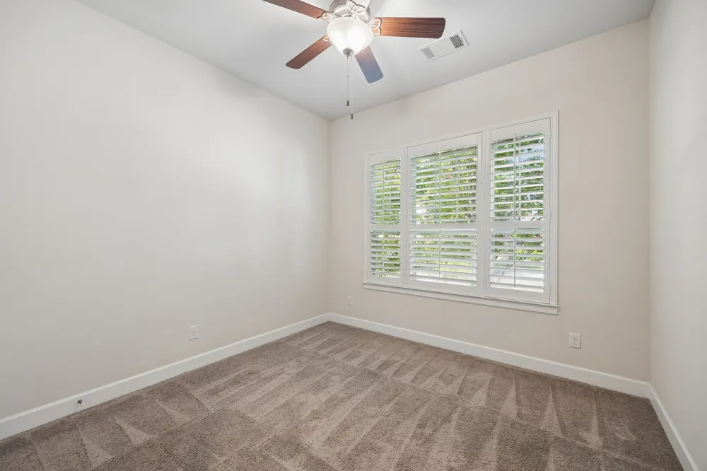 4016 Red Lynx Lane Arlington, TX 76005
