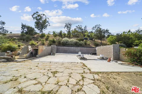 2911 S Foose Road