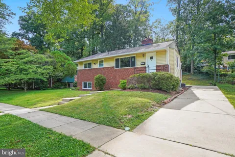 10705 LOCKRIDGE DRIVE