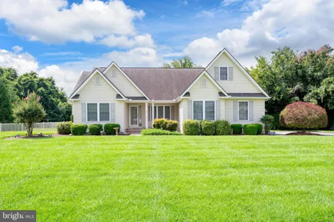 105 SHALLOW BROOKE COURT