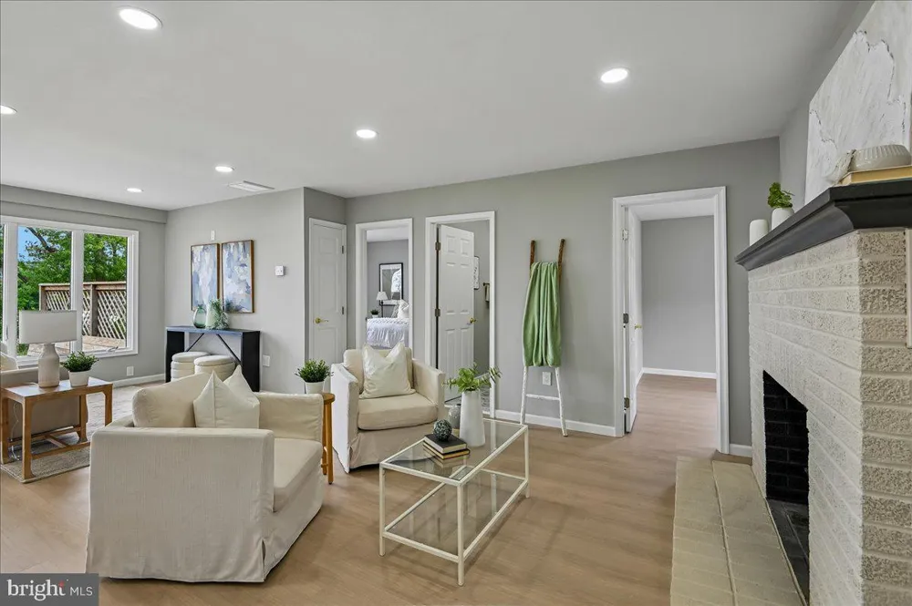 2004 GOOSE NECK ROAD Pasadena, MD 21122