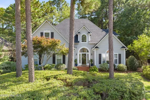 4728 Wedgefield Drive