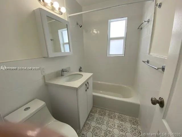 3530 SW 9th Ter #4 Miami, FL 33135