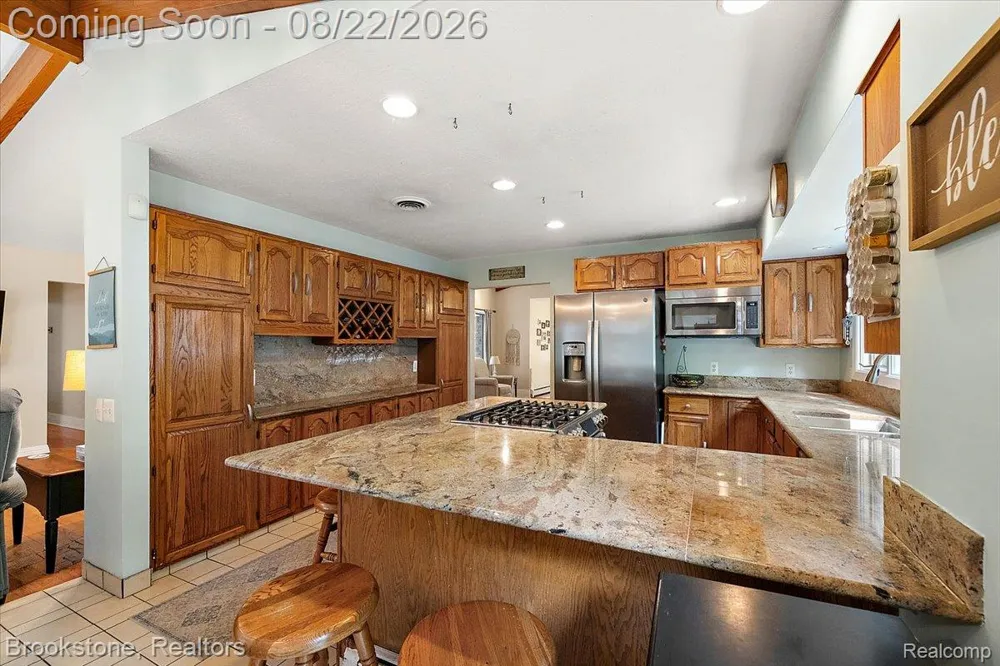 430 Rissman Lane Groveland Township, MI 48462