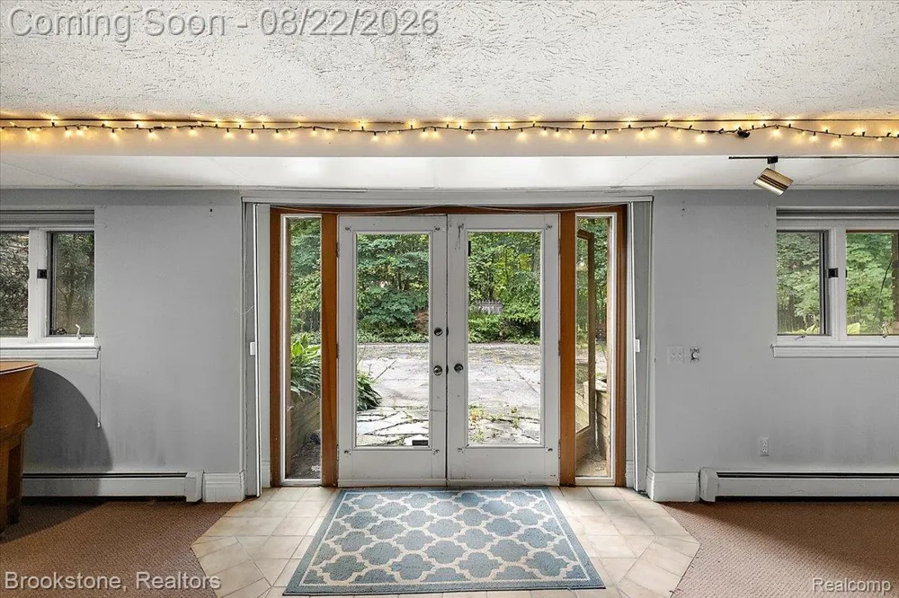 430 Rissman Lane Groveland Township, MI 48462