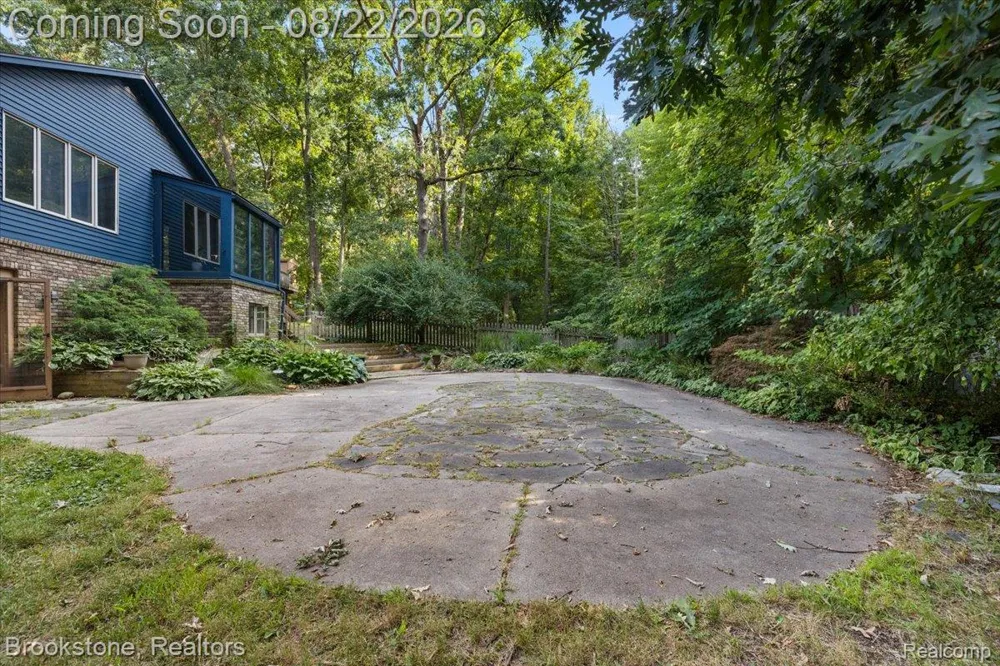 430 Rissman Lane Groveland Township, MI 48462