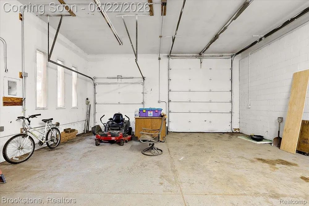 430 Rissman Lane Groveland Township, MI 48462