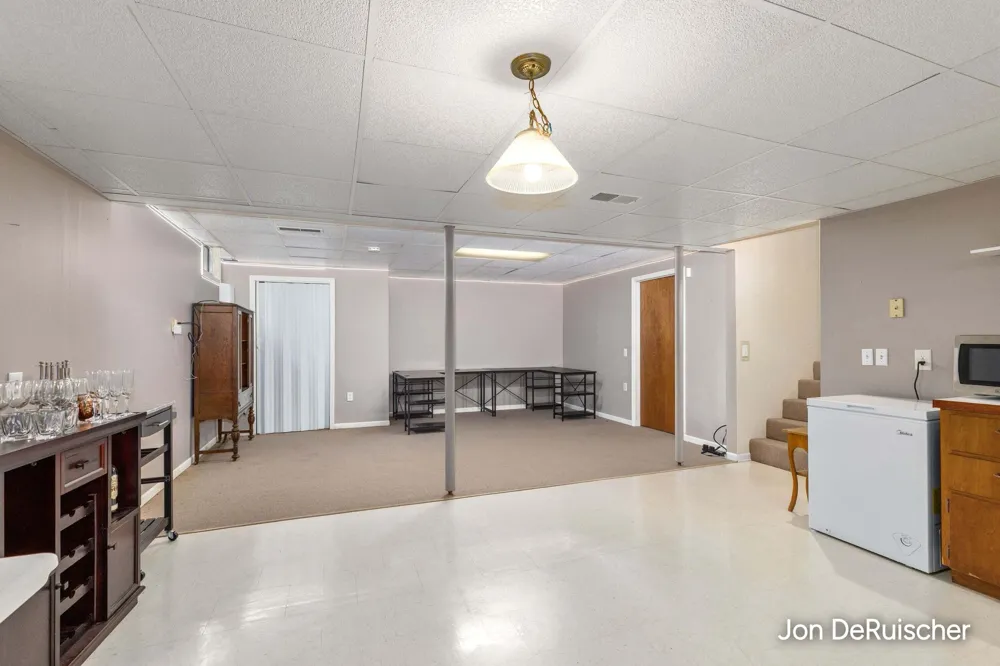 572 Stevenscott Drive Egelston Township, MI 49442