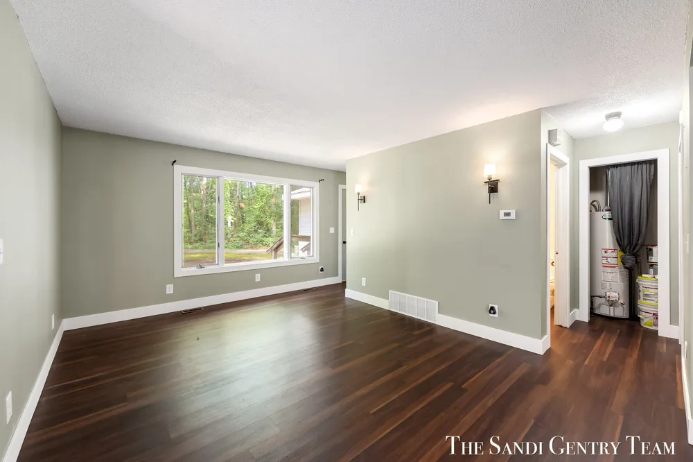 4536 Dalson Road Cedar Creek Township, MI 49457