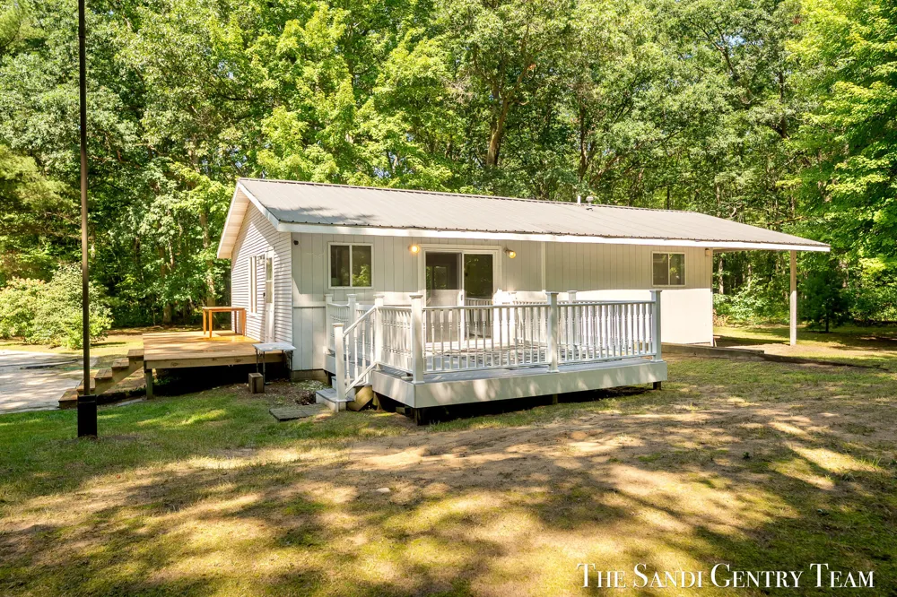 4536 Dalson Road Cedar Creek Township, MI 49457