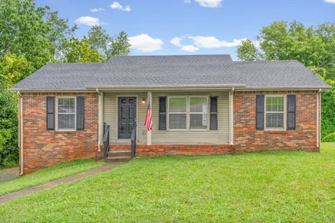 2027 Windroe Dr