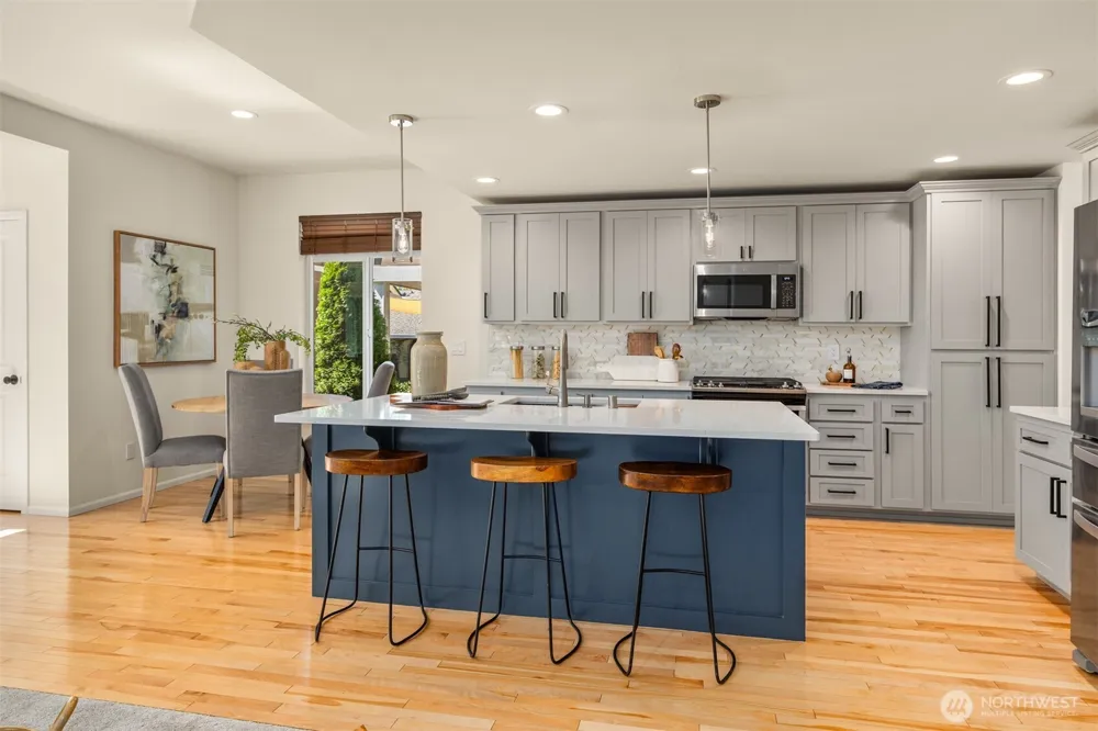 3193 NE Marquette Way Issaquah, WA 98029
