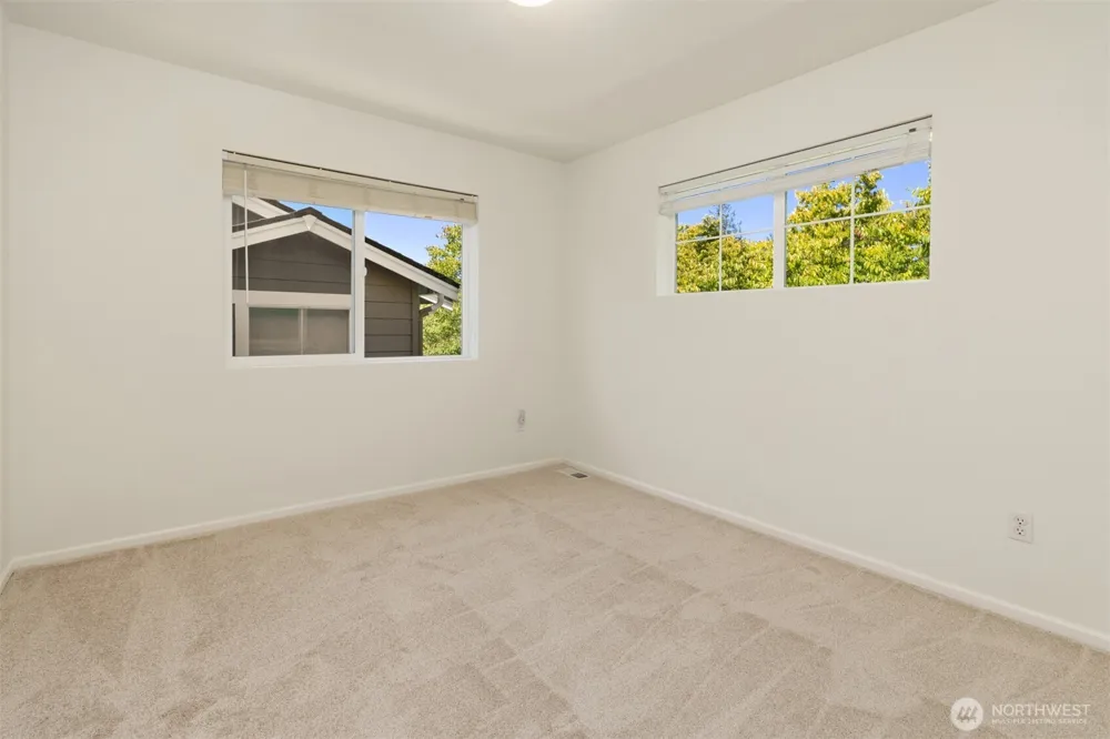 3193 NE Marquette Way Issaquah, WA 98029