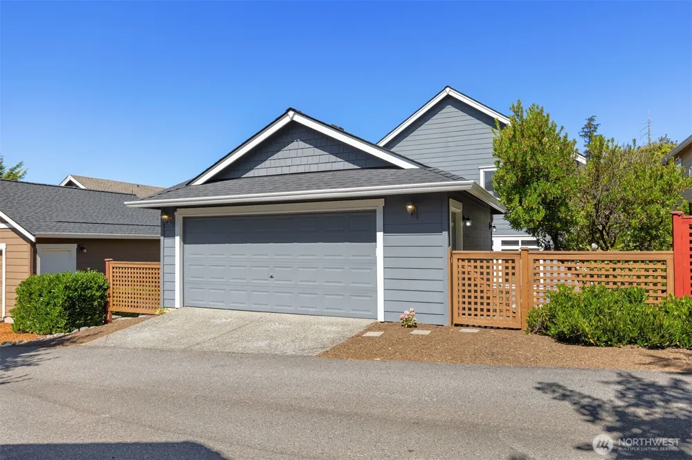 3193 NE Marquette Way Issaquah, WA 98029