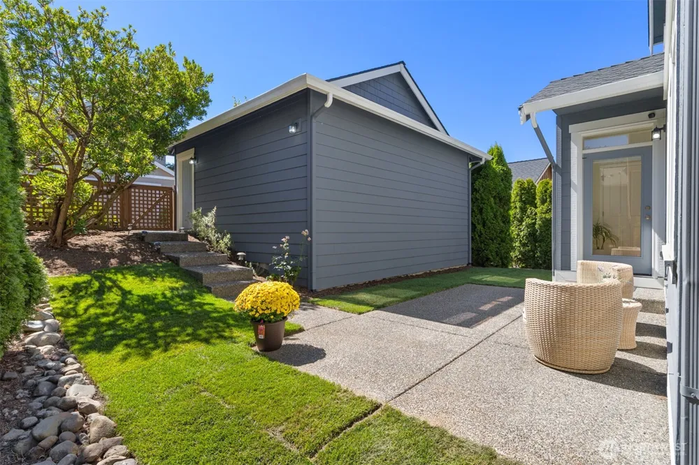 3193 NE Marquette Way Issaquah, WA 98029