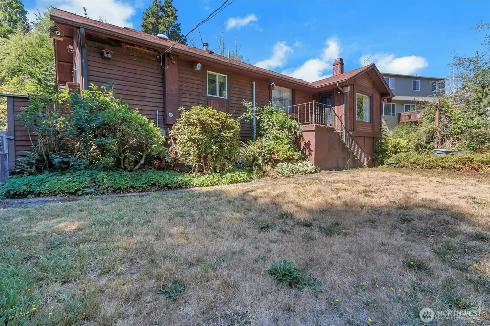 18404 14th Avenue E Spanaway, WA 98387