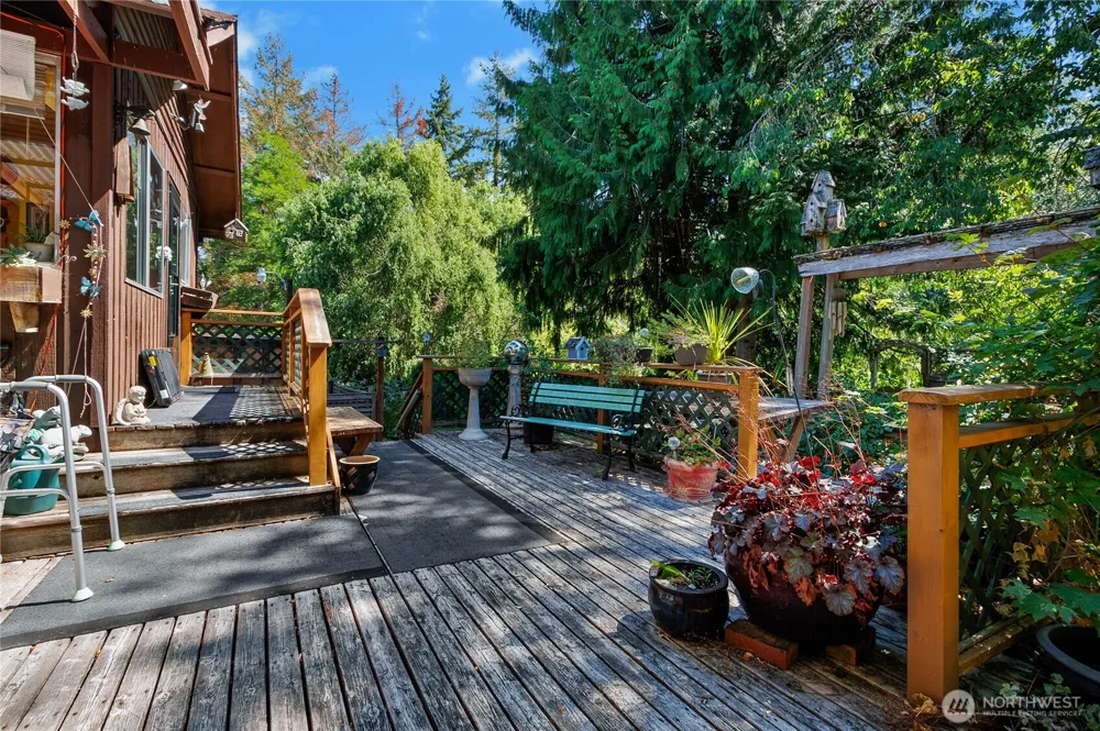 18404 14th Avenue E Spanaway, WA 98387