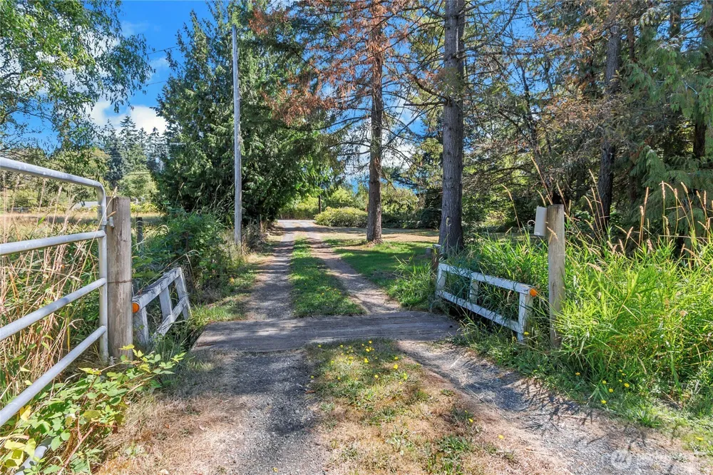 18404 14th Avenue E Spanaway, WA 98387