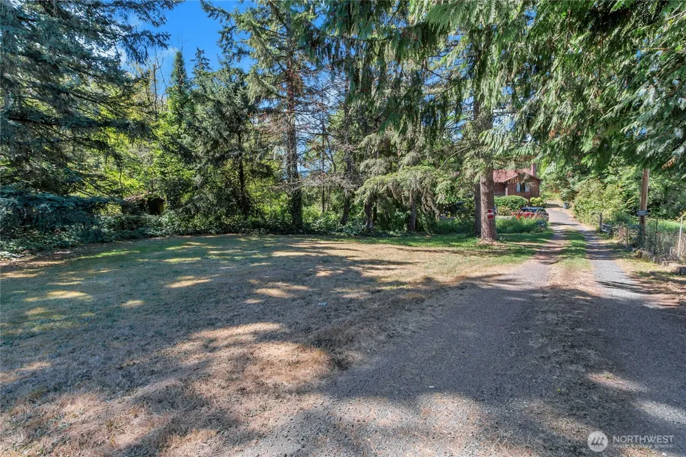 18404 14th Avenue E Spanaway, WA 98387