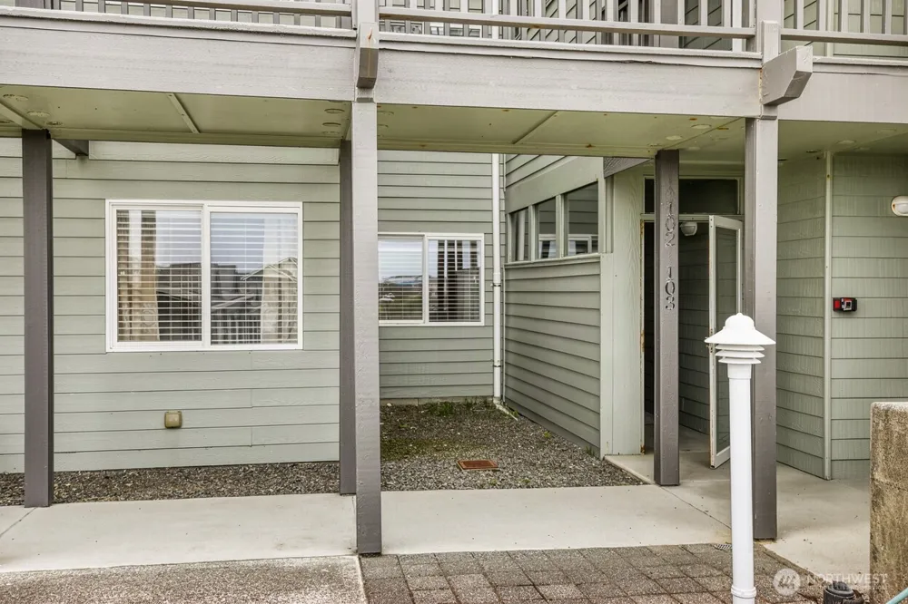 1443 Ocean Shores Boulevard SW #102 Ocean Shores, WA 98569