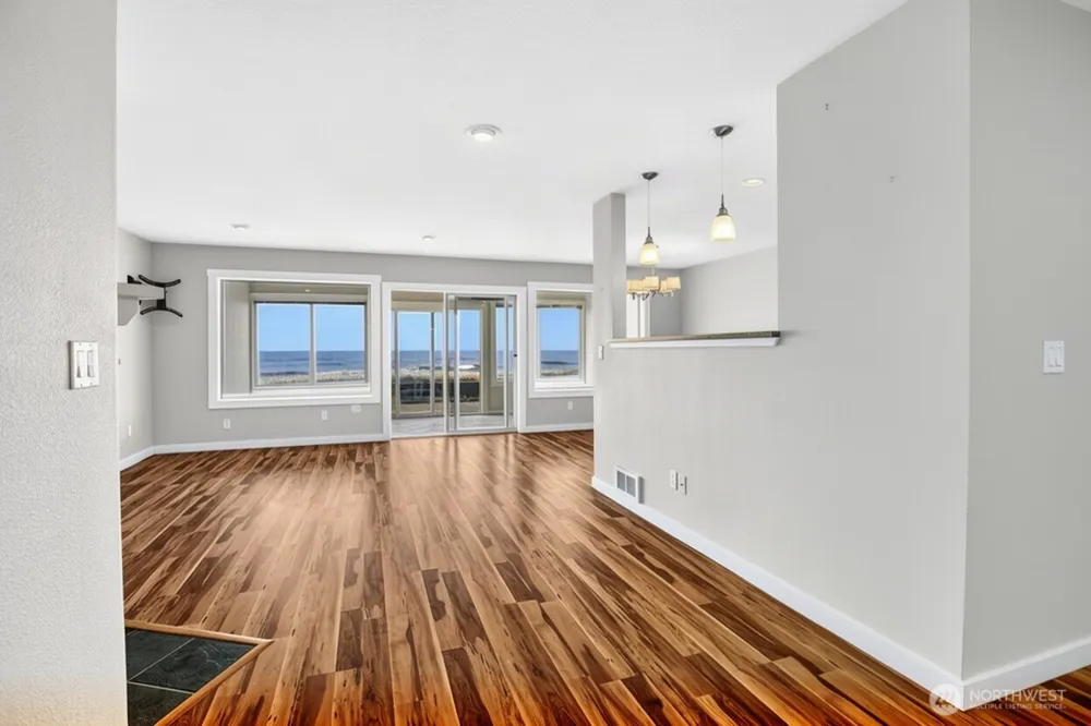 1443 Ocean Shores Boulevard SW #102 Ocean Shores, WA 98569