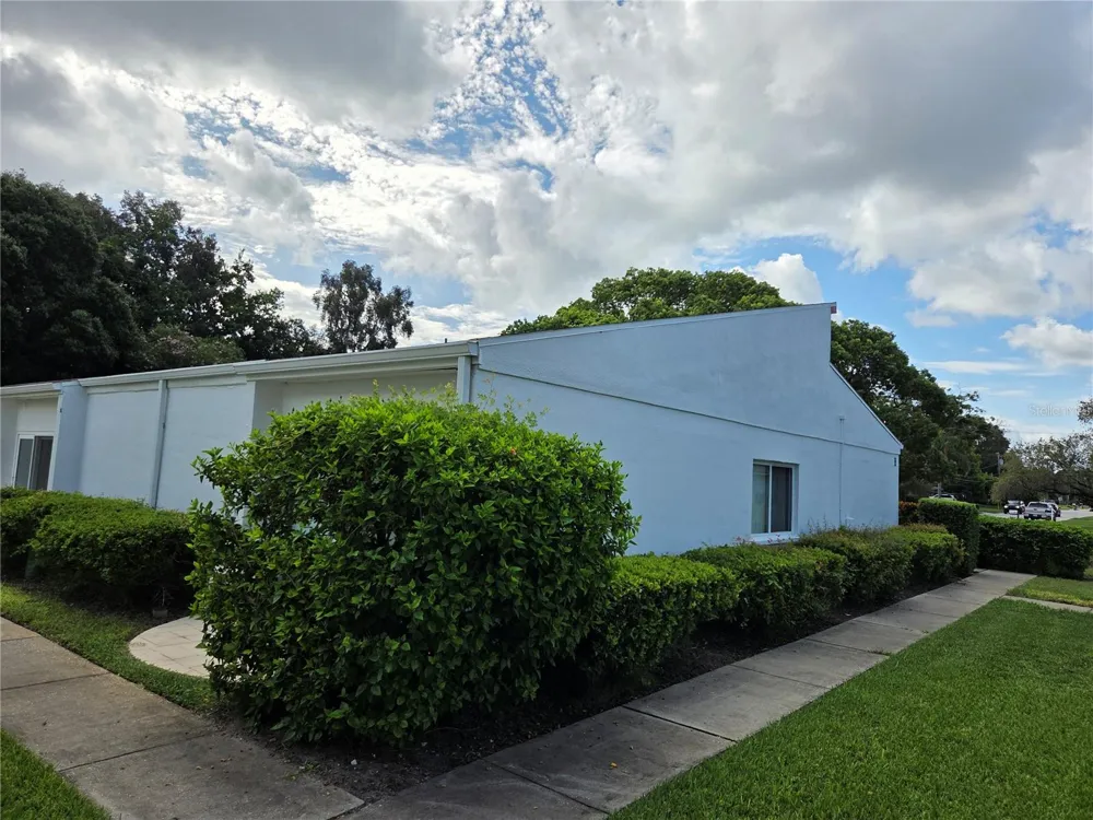 2060 MARILYN STREET #118 Clearwater, FL 33765