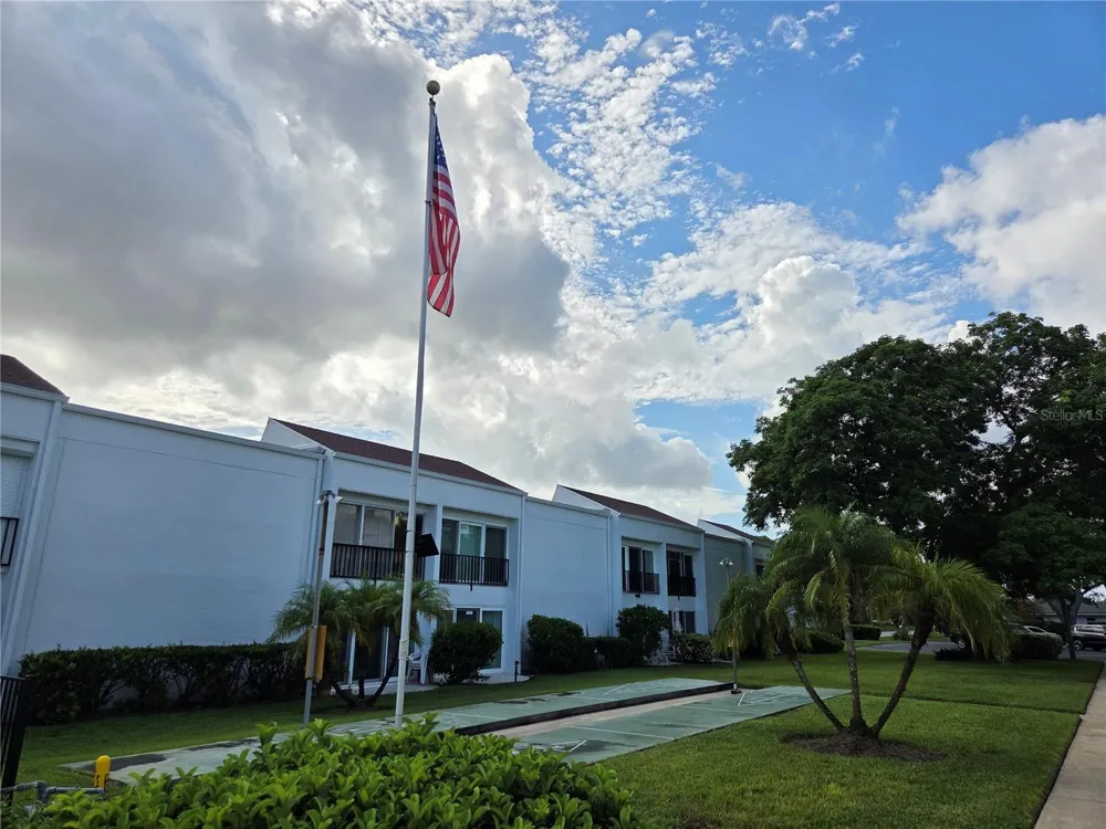 2060 MARILYN STREET #118 Clearwater, FL 33765