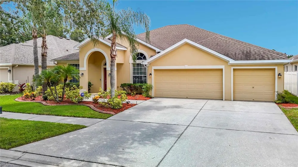 8511 NORTHTON GROVES BOULEVARD Odessa, FL 33556