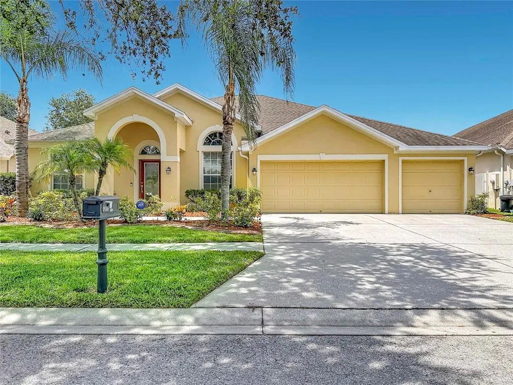 8511 NORTHTON GROVES BOULEVARD Odessa, FL 33556