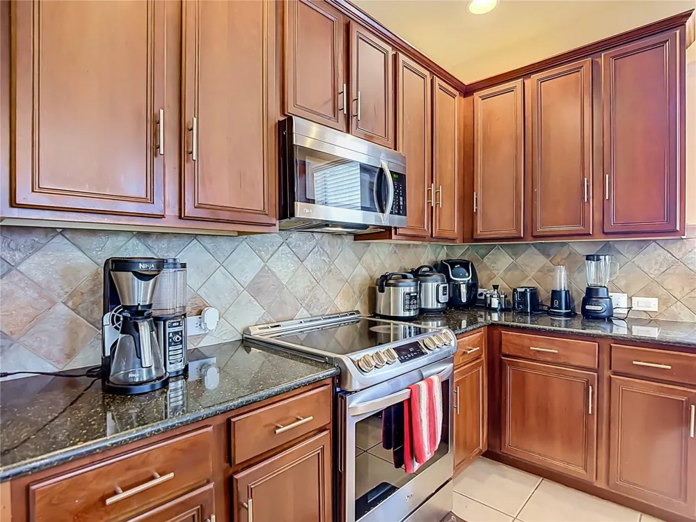 8511 NORTHTON GROVES BOULEVARD Odessa, FL 33556