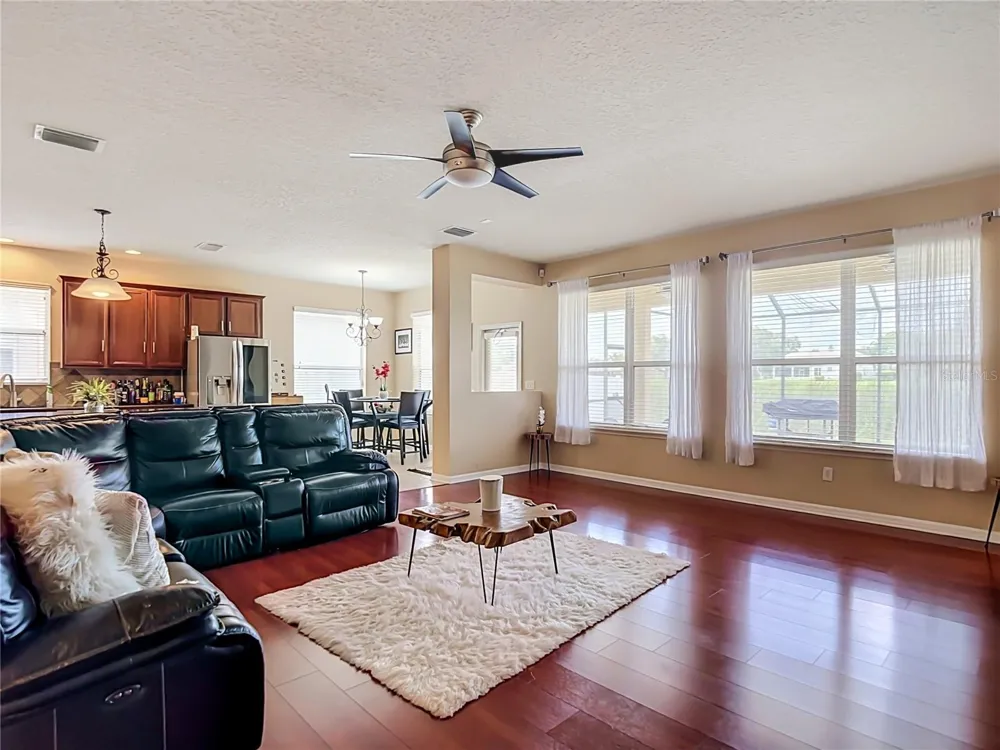 8511 NORTHTON GROVES BOULEVARD Odessa, FL 33556
