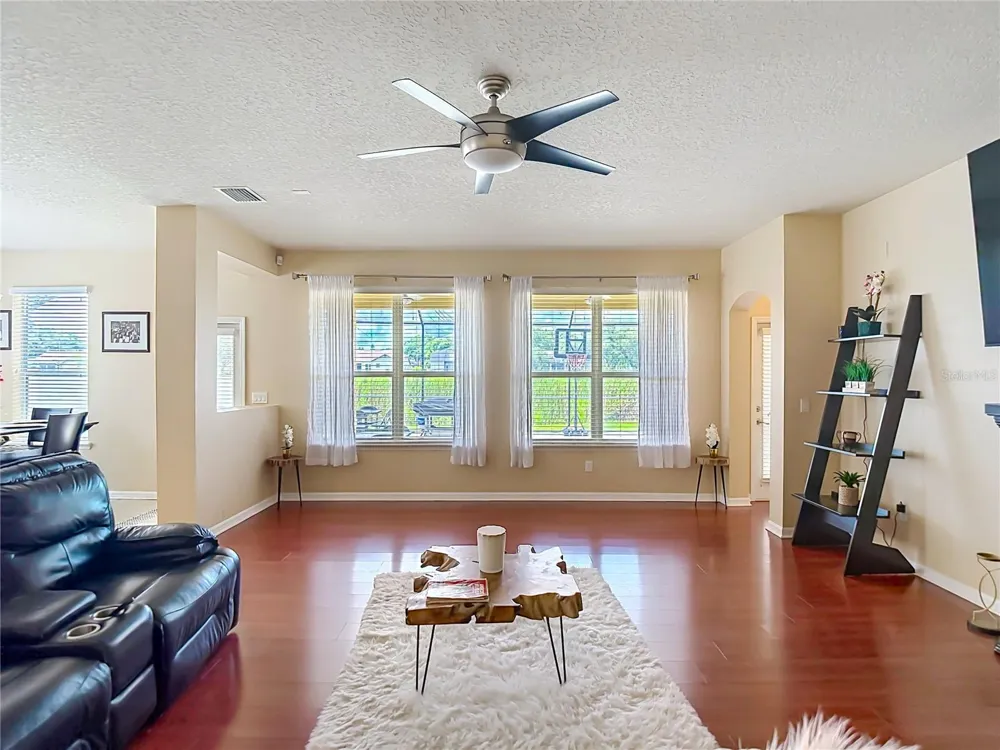 8511 NORTHTON GROVES BOULEVARD Odessa, FL 33556