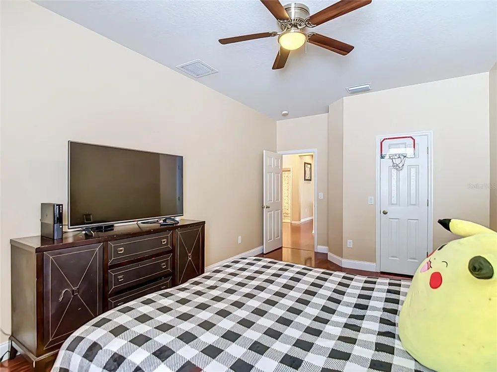 8511 NORTHTON GROVES BOULEVARD Odessa, FL 33556