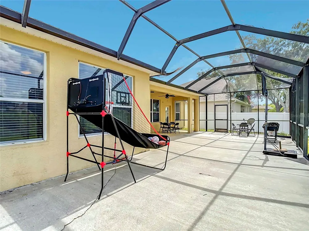 8511 NORTHTON GROVES BOULEVARD Odessa, FL 33556