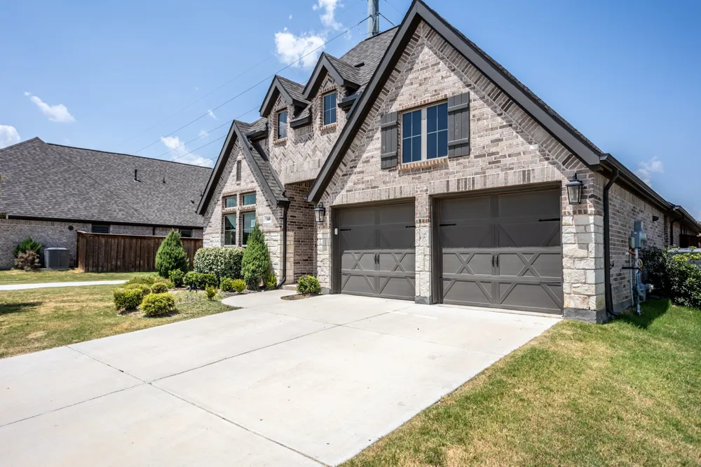 340 Moonvine Drive Little Elm, TX 75068