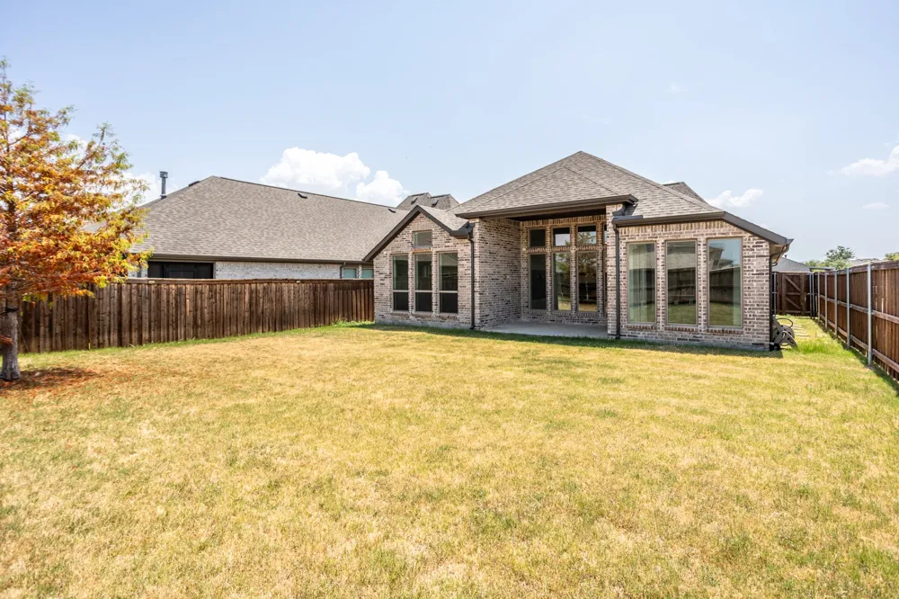 340 Moonvine Drive Little Elm, TX 75068