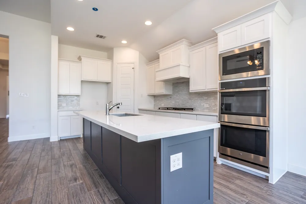 340 Moonvine Drive Little Elm, TX 75068