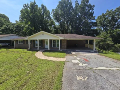 1801 Caribaea Trail SE