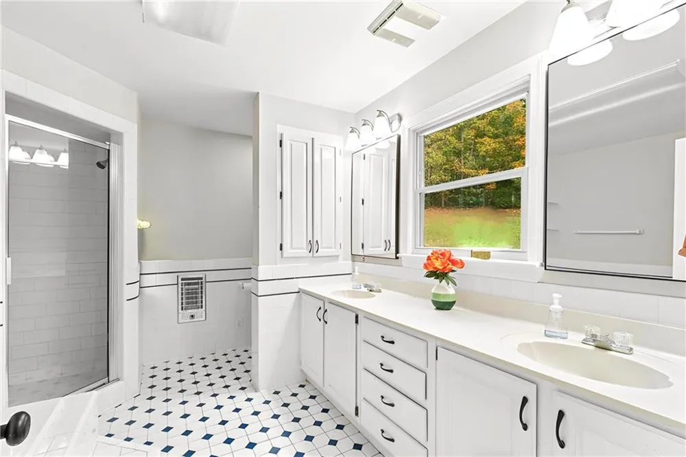 224 Shadowood Drive SE Calhoun, GA 30701