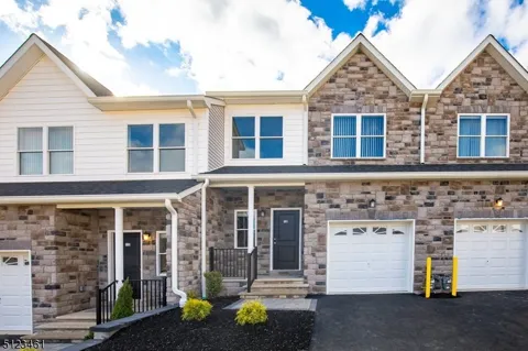49 Arlene Ct